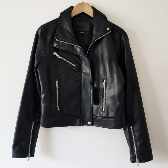 NEW BLANK NYC Essentials FAUX Leather Moto Jacket Size M Biker Edgy Black $99 - Picture 3 of 16